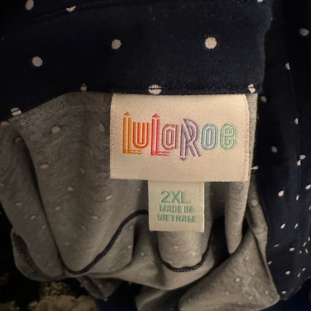 Lularoe Valentine - Picture 3 of 5